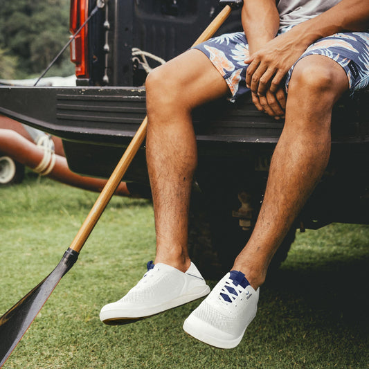OluKai Moku Pae - Bright White / Pacifica