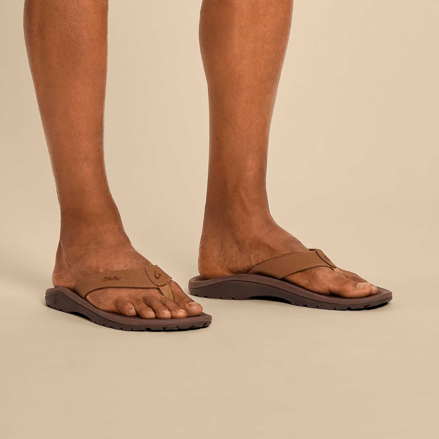 OluKai ‘Ohana - Tan / Dark Java
