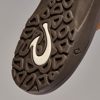 OluKai ‘Ohana - Tan / Dark Java