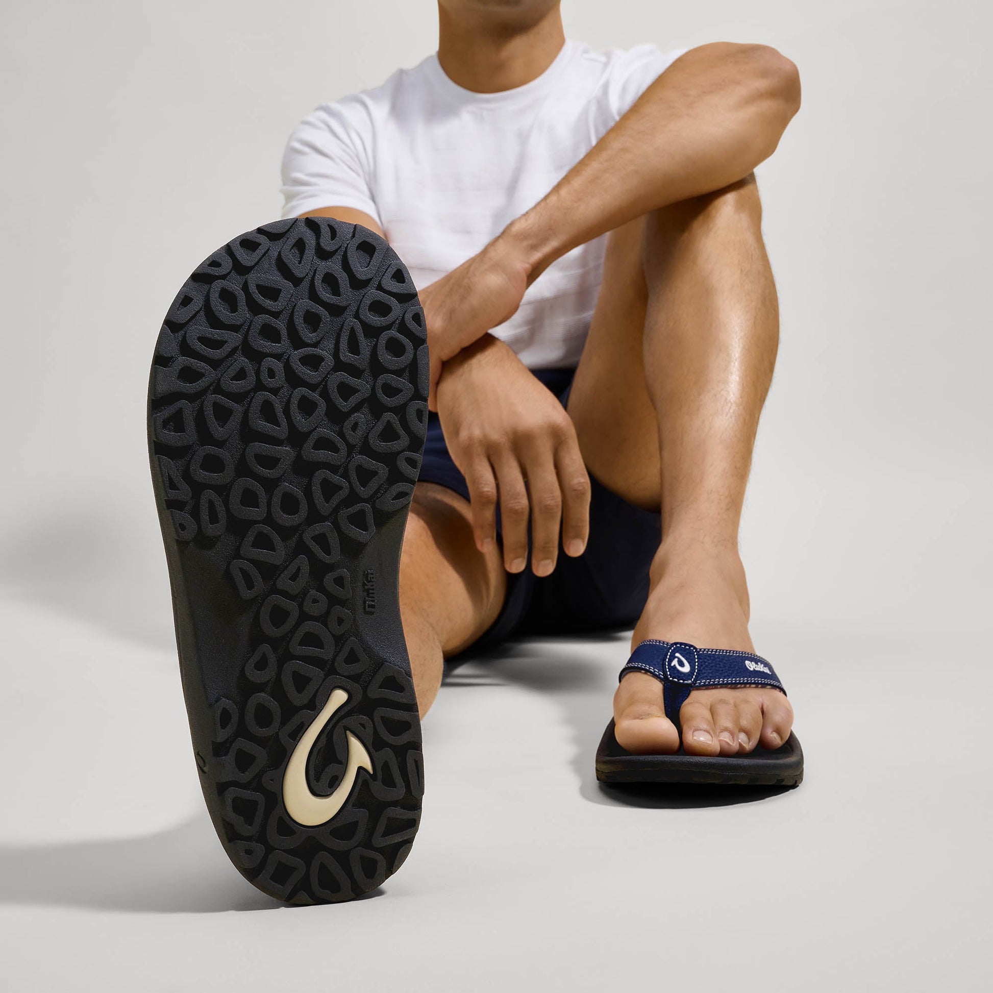 OluKai ‘Ohana - Navy / Onyx
