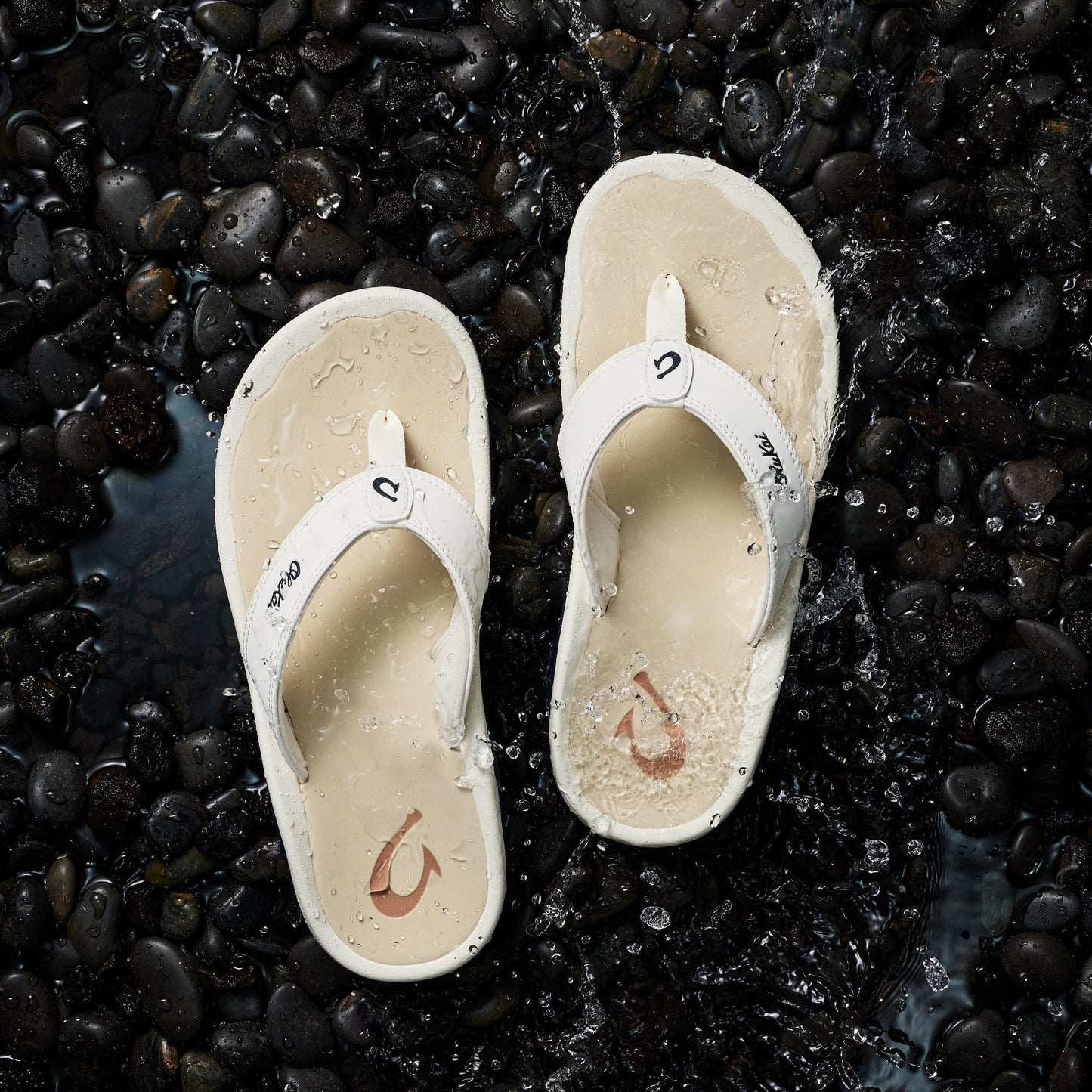 OluKai ‘Ohana - White Sand / Deepest Depths