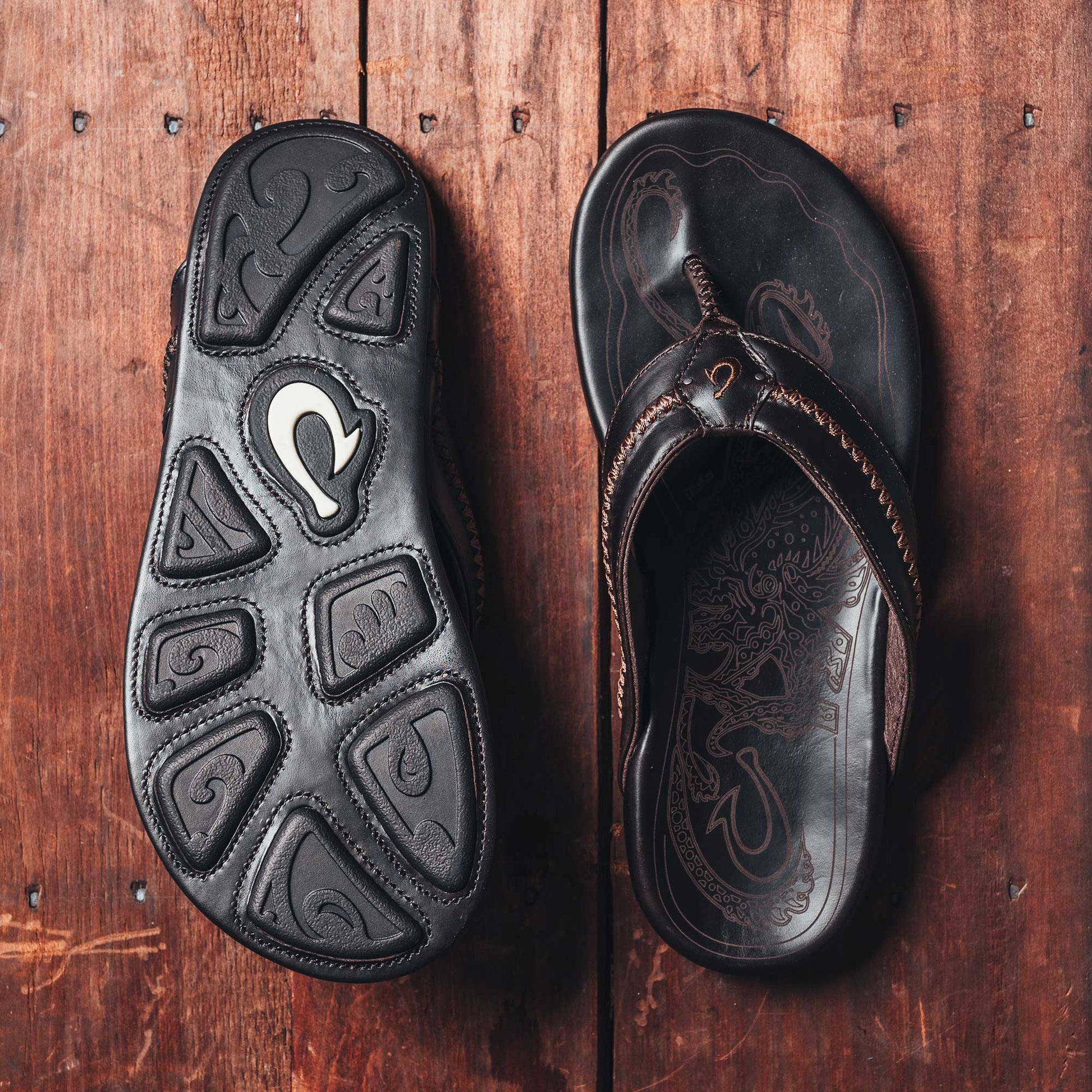 OluKai Mea Ola - Dark Java