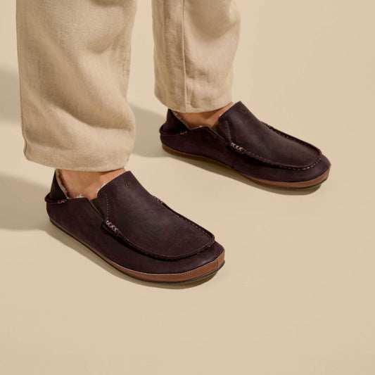 OluKai Moloā Slipper - Dark Wood