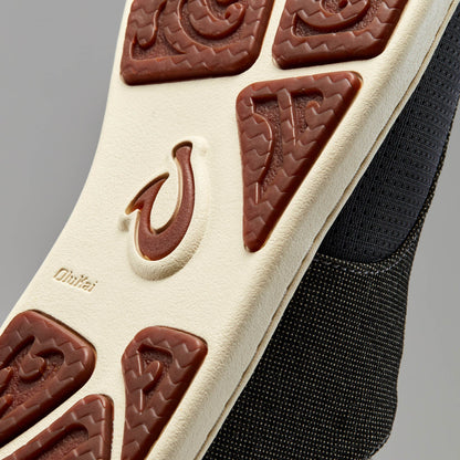 OluKai Nohea Moku - Charcoal / Clay