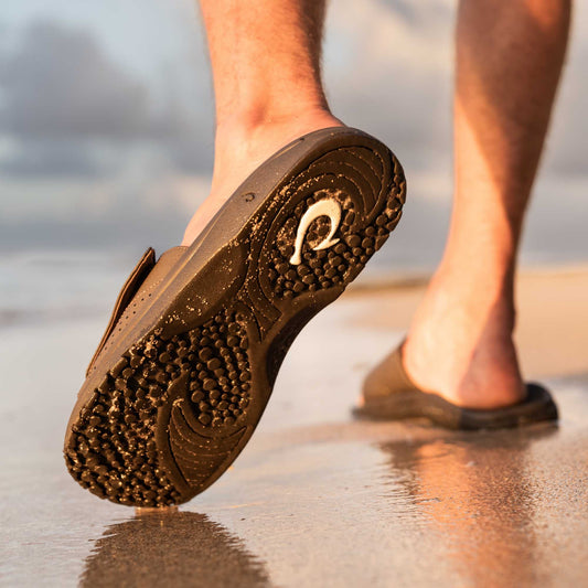 OluKai Nalu Slide - Dark Java