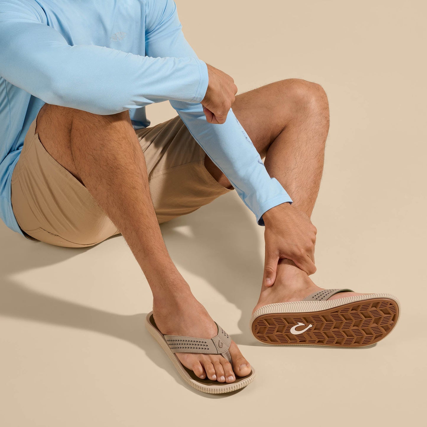 OluKai Ulele - Clay / Mustang