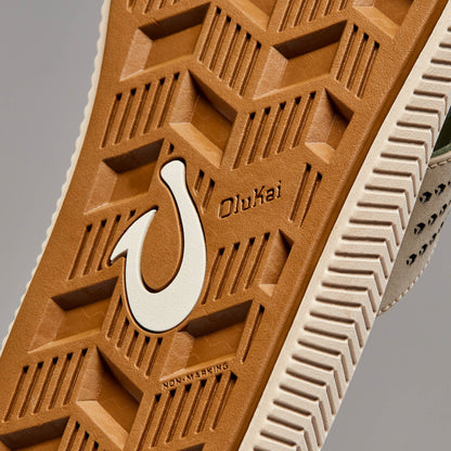 OluKai Ulele - Clay / Mustang