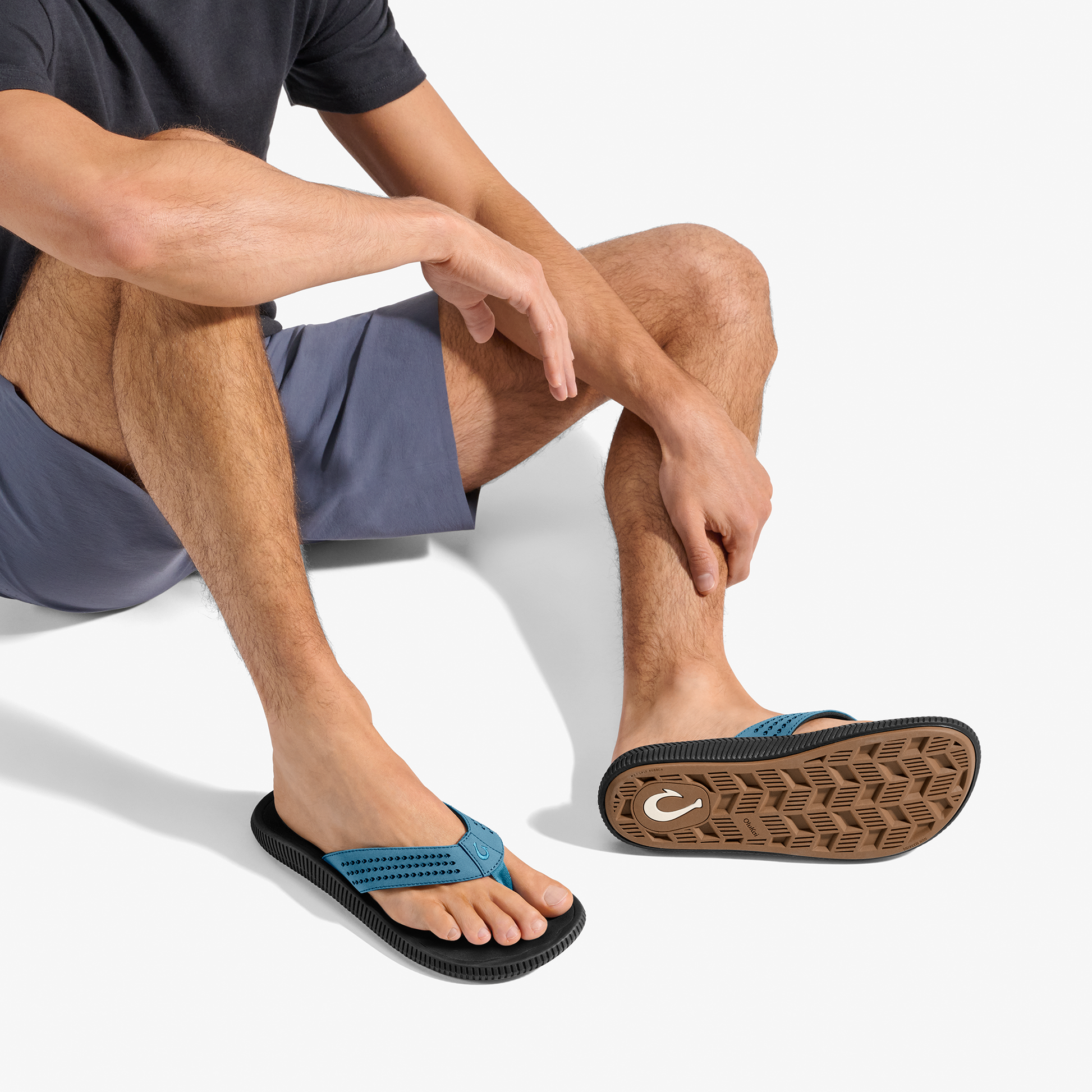 OluKai Ulele - Blue Fog / Lava Rock