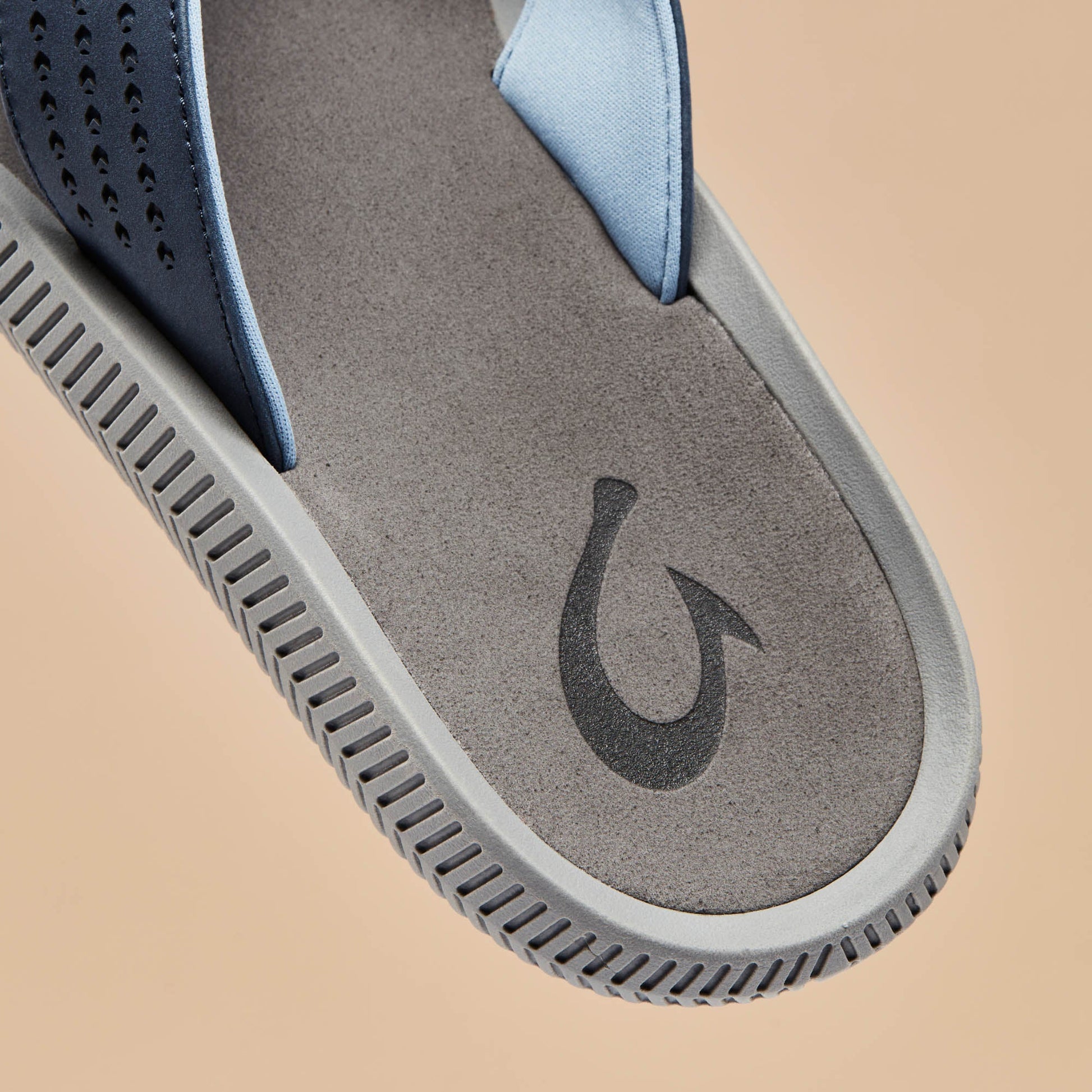 OluKai Ulele - Blue Depth / Charcoal