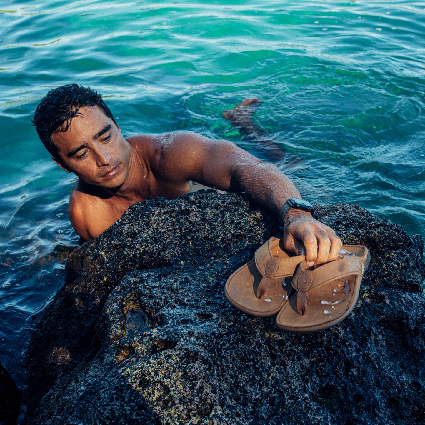 OluKai Tuahine - Toffee