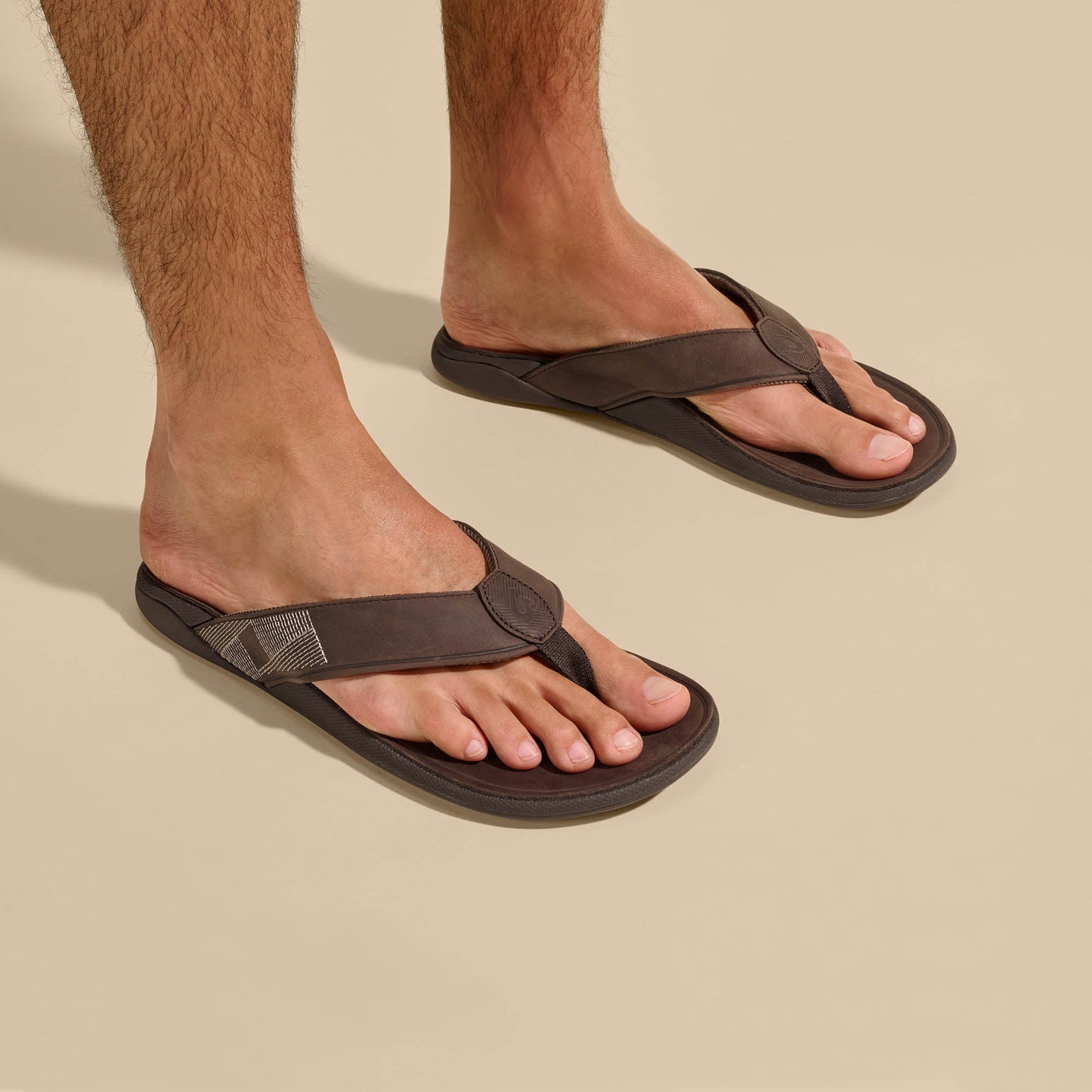 OluKai Tuahine - Dark Wood