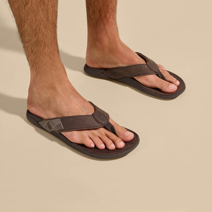 OluKai Tuahine - Dark Wood
