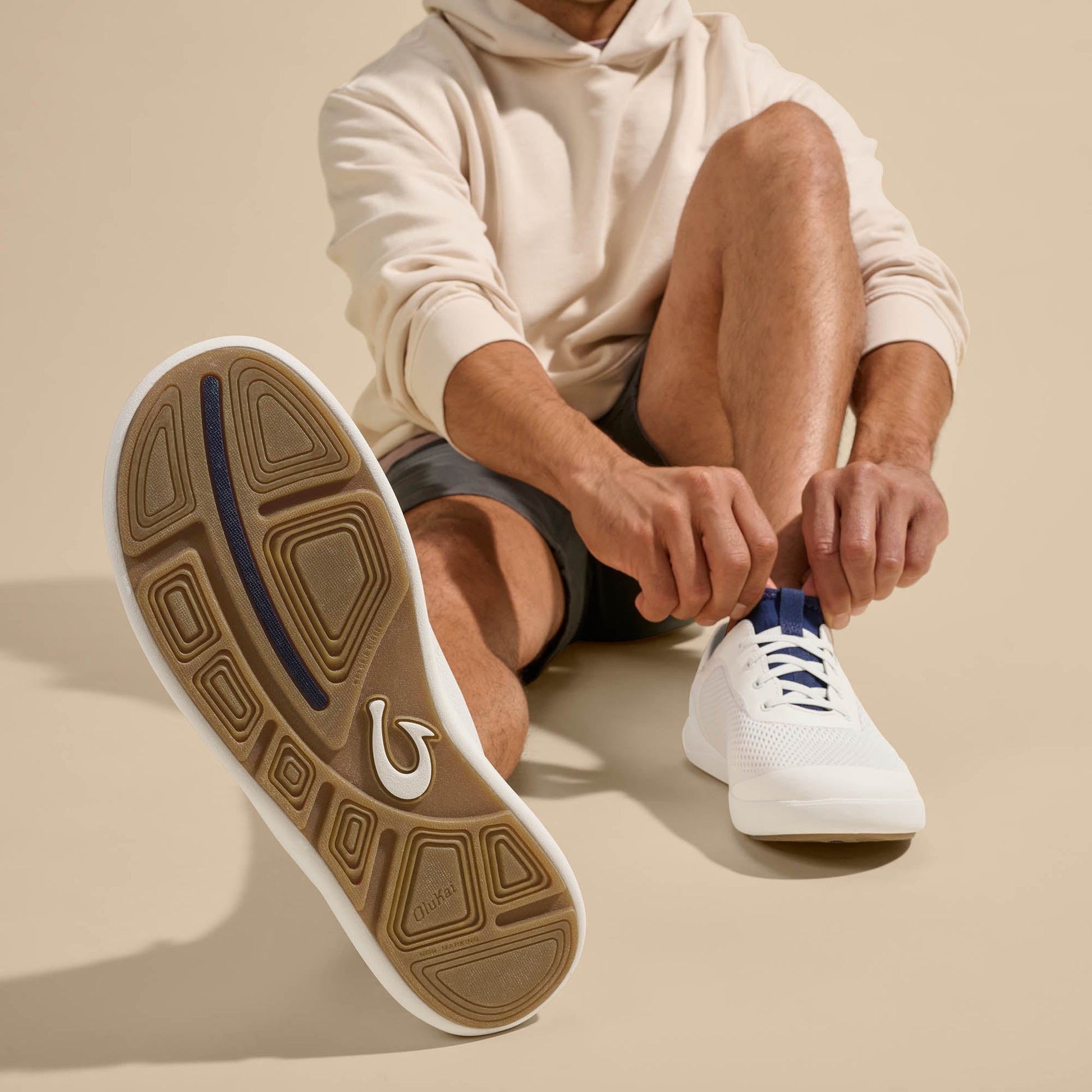 OluKai Moku Pae - Bright White / Pacifica