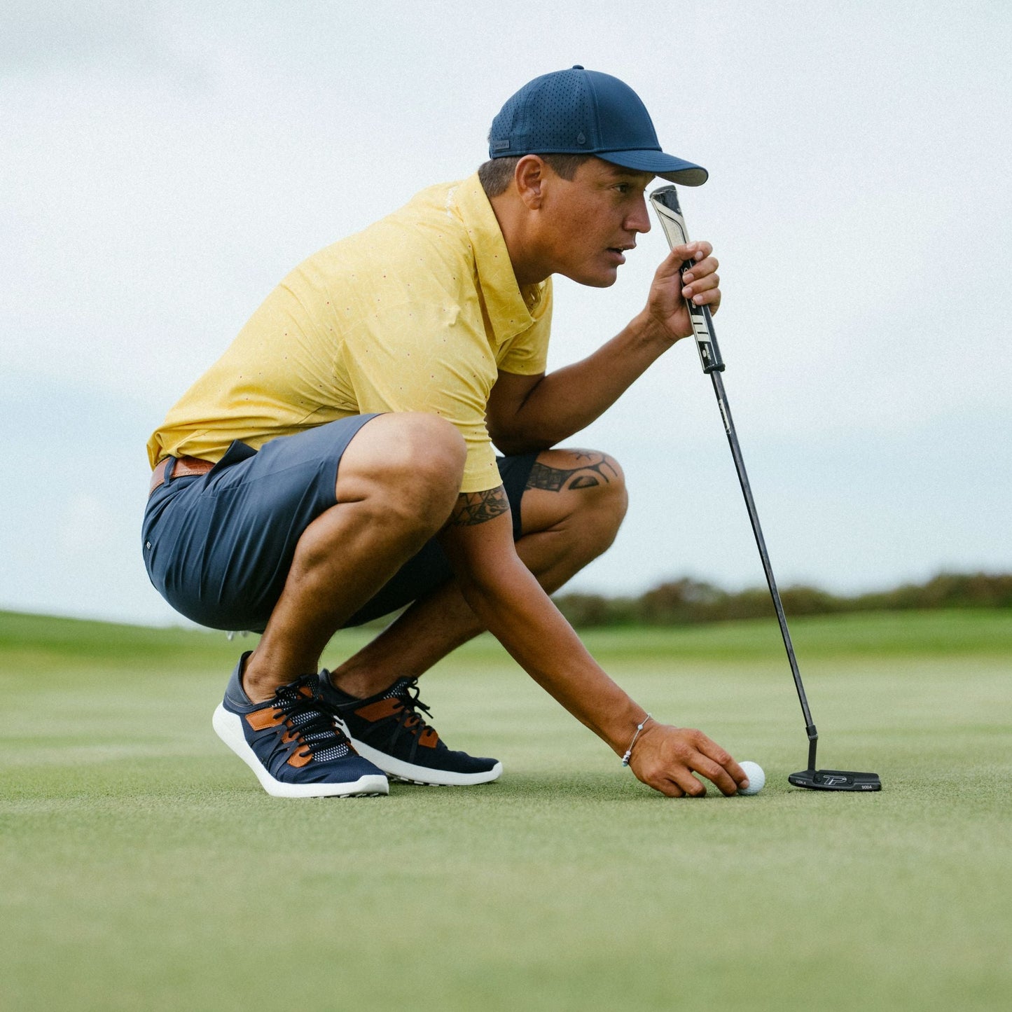 OluKai Manele - Trench Blue