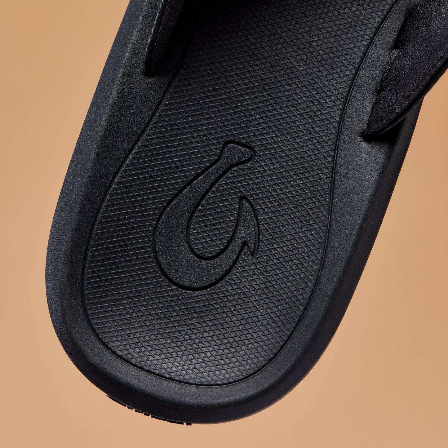 OluKai Ki‘i - Lava Rock / Bold Blue