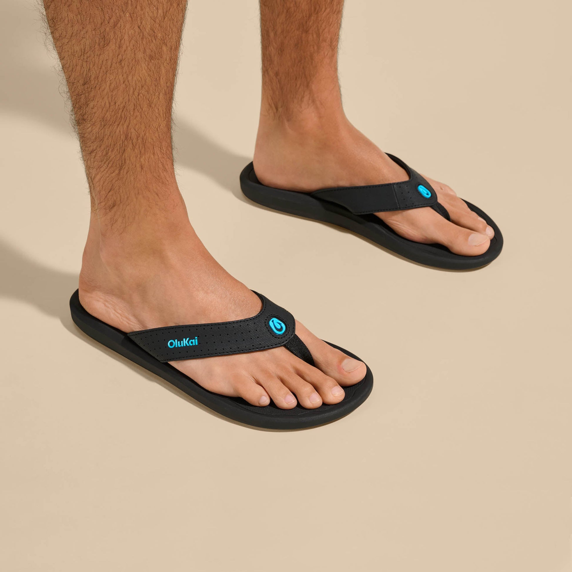 OluKai Ki‘i - Lava Rock / Bold Blue