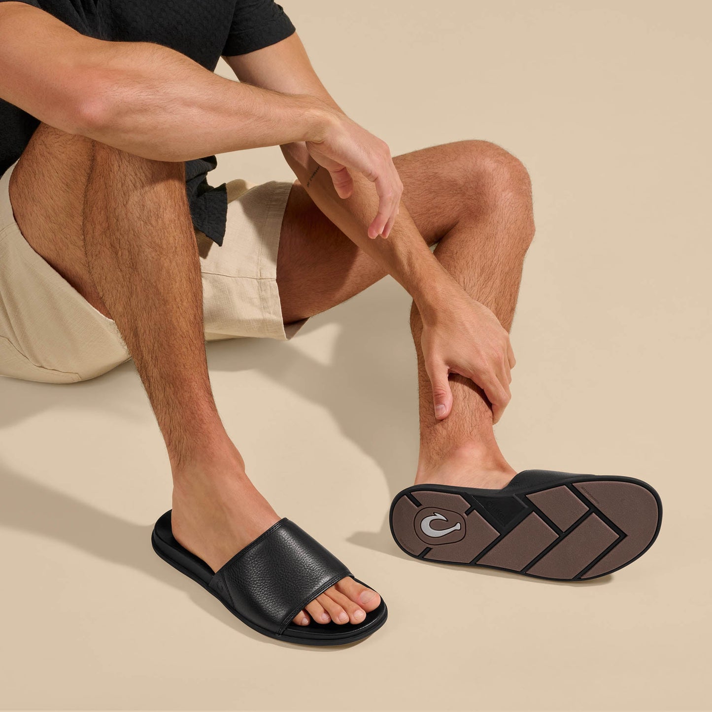 OluKai ‘Ōlali Slide - Black / Black
