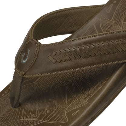 OluKai Mea Ola Mano-Mustang / Tan