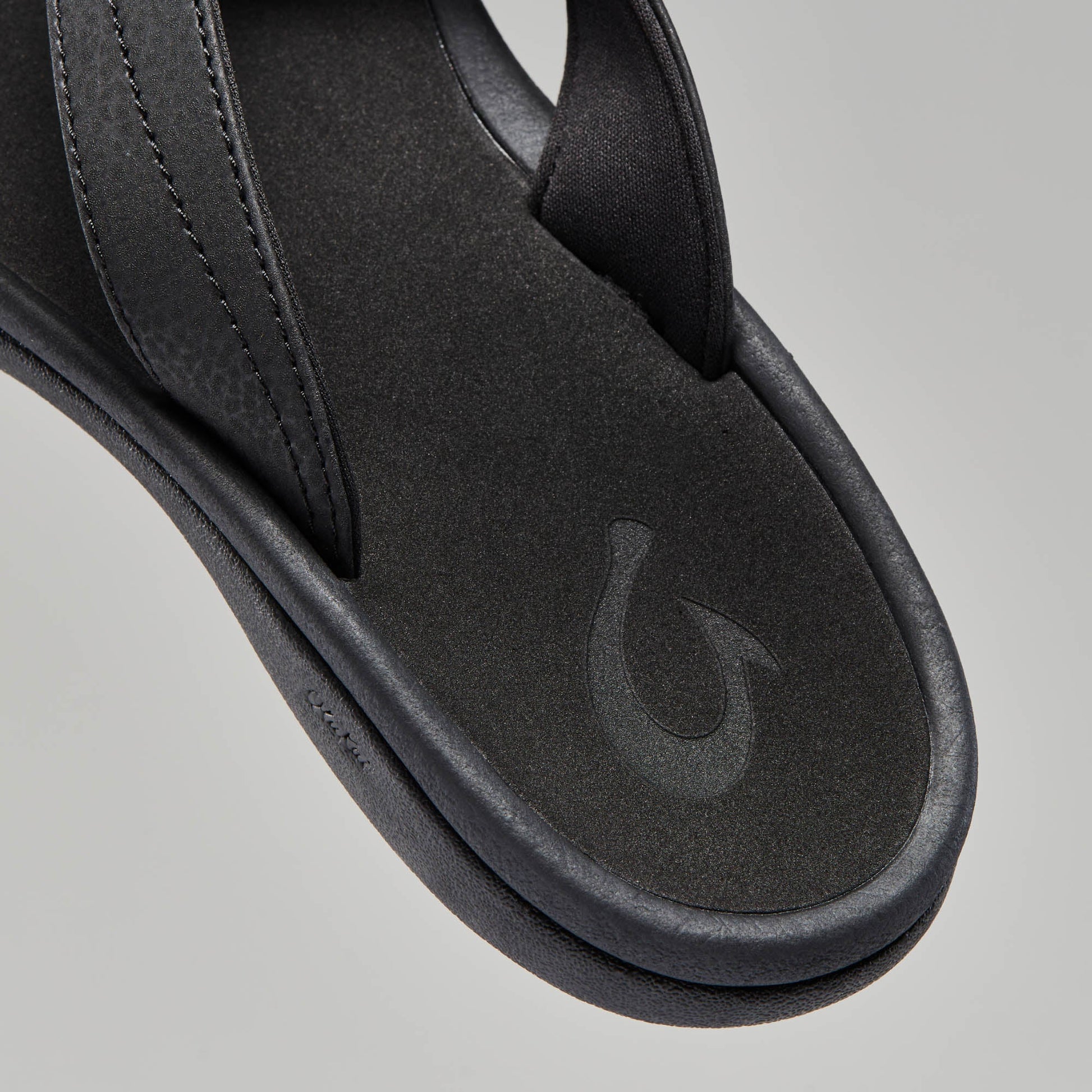 OluKai ‘Ohana - Black