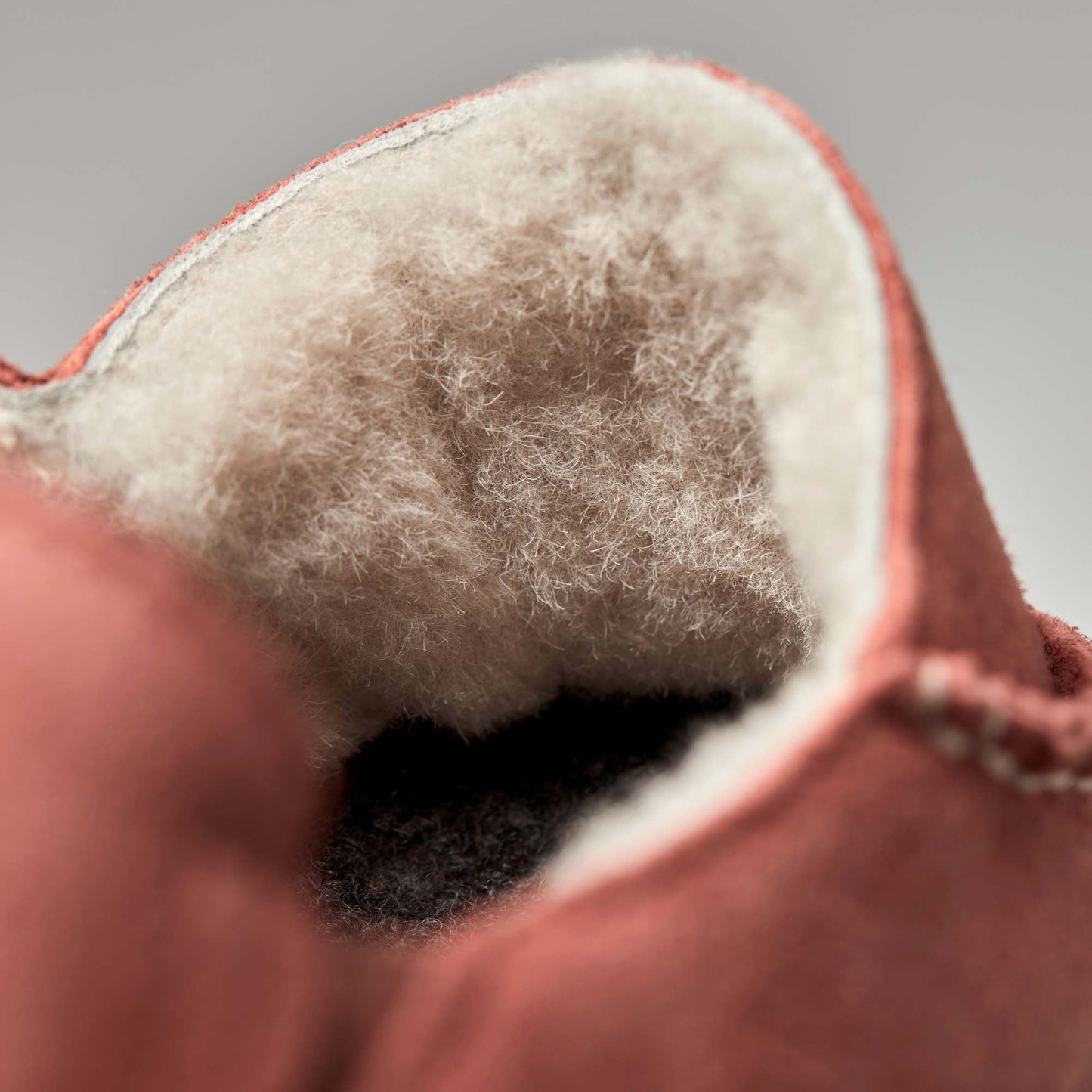 OluKai Nohea Slipper - Cedarwood