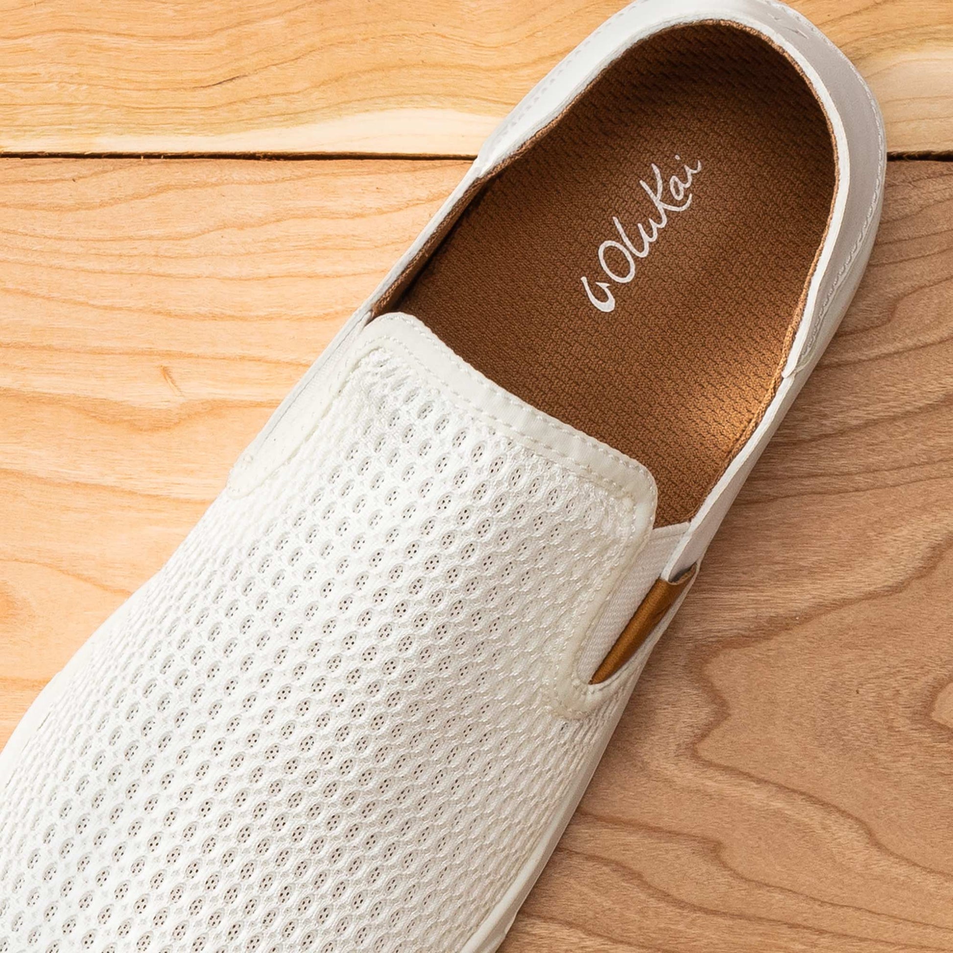OluKai Pehuea - Bright White