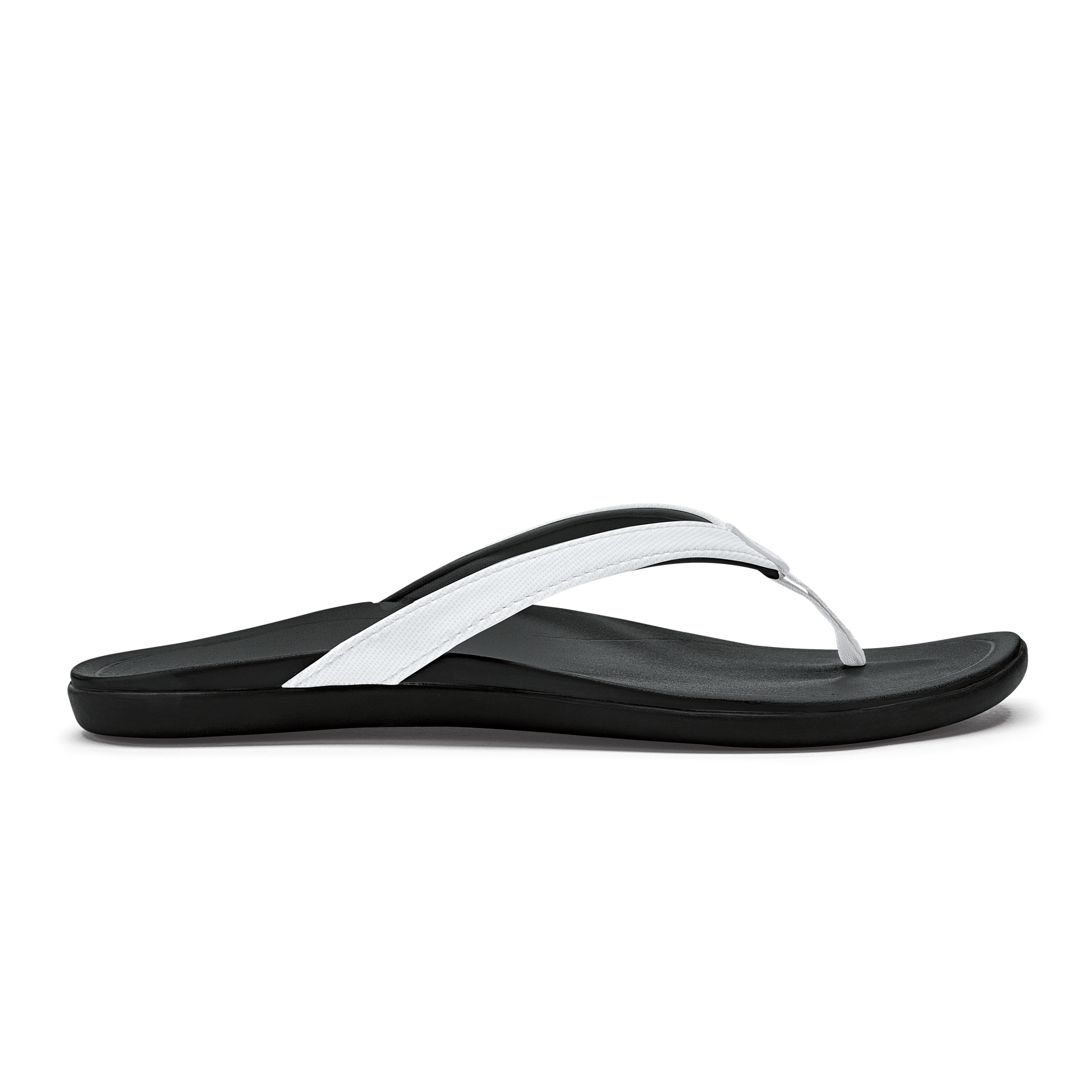 OluKai Ho‘ōpio - White / Onyx