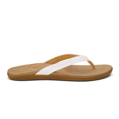 OluKai Honu - Bright White / Golden Sand