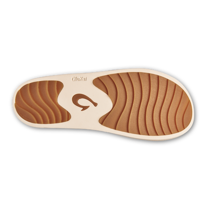 OluKai Pūpū Mua - Pale Grey