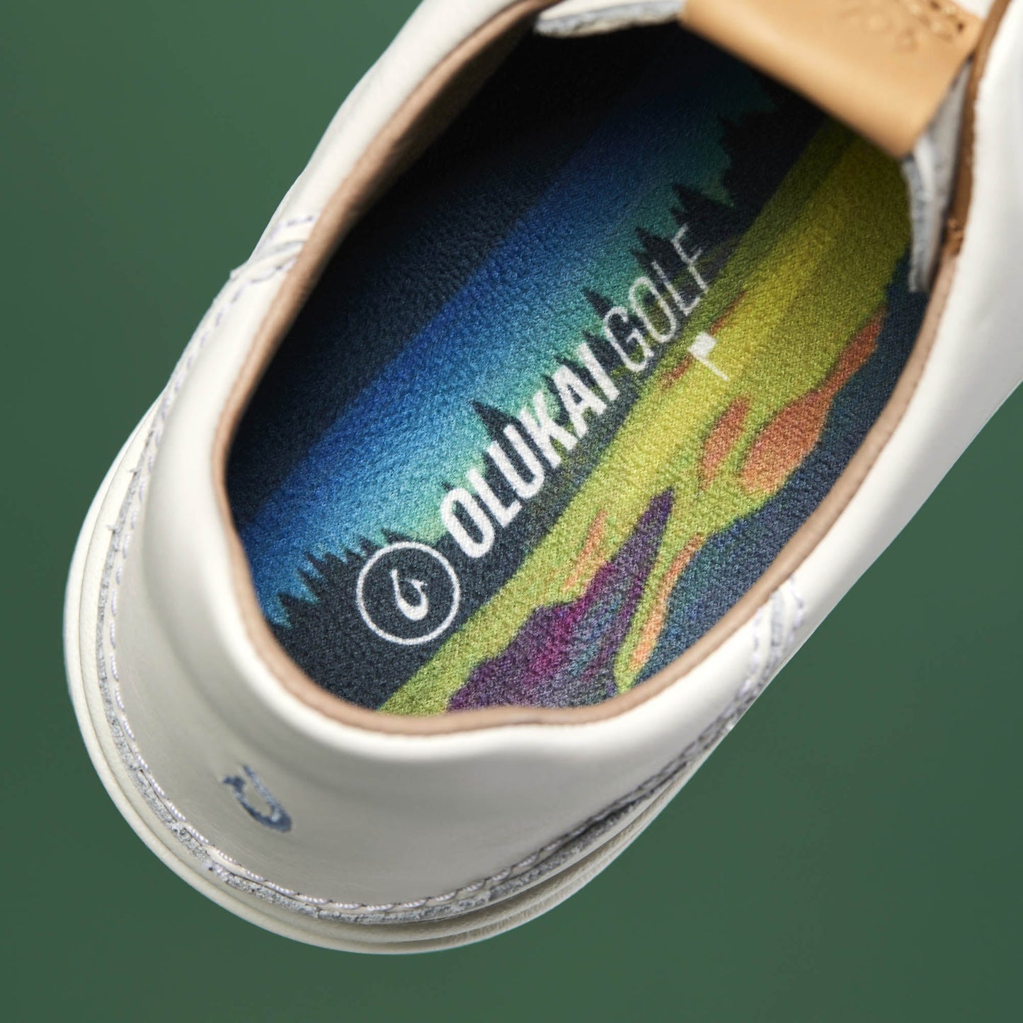 OluKai Wailea - White