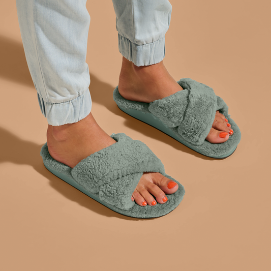 OluKai Hila Heu - Muted Green