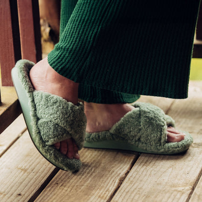 OluKai Hila Heu - Muted Green