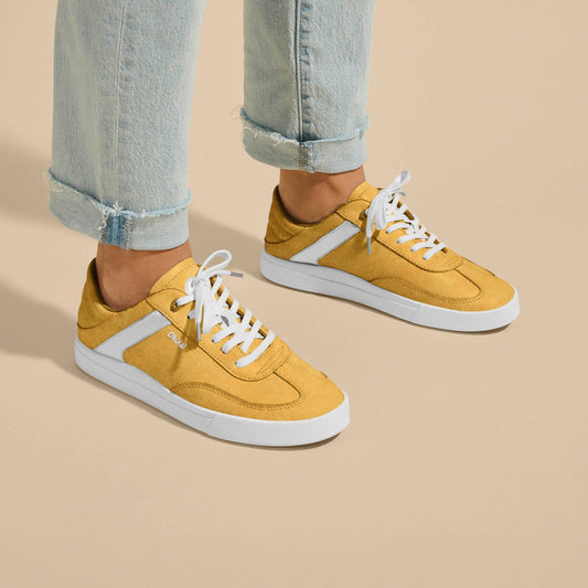 OluKai Hā‘upu - Mustard / Off White