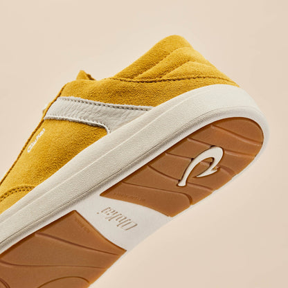 OluKai Hā‘upu - Mustard / Off White