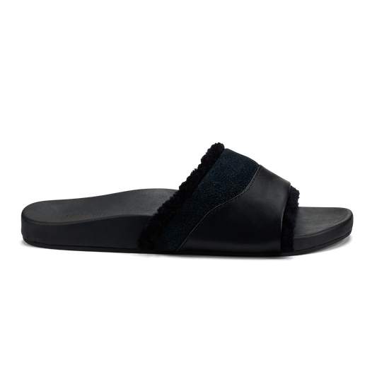OluKai Hō‘ala Slide - Black