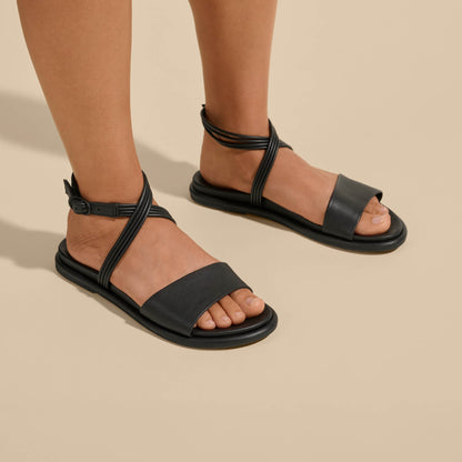 OluKai Tiare Wrap - Black