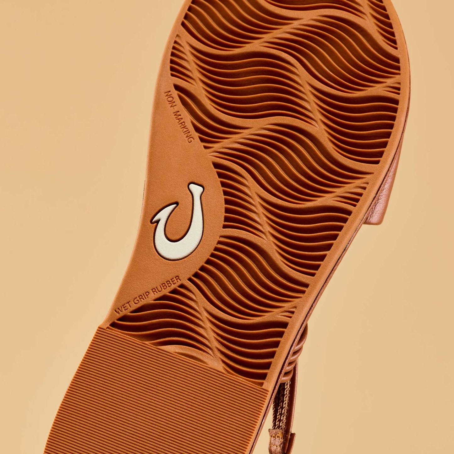 OluKai Tiare Wrap - Fox