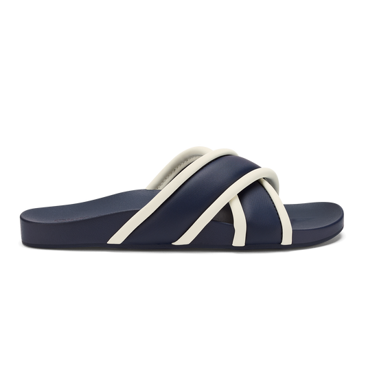 OluKai Ani - Mood Indigo / White Sand