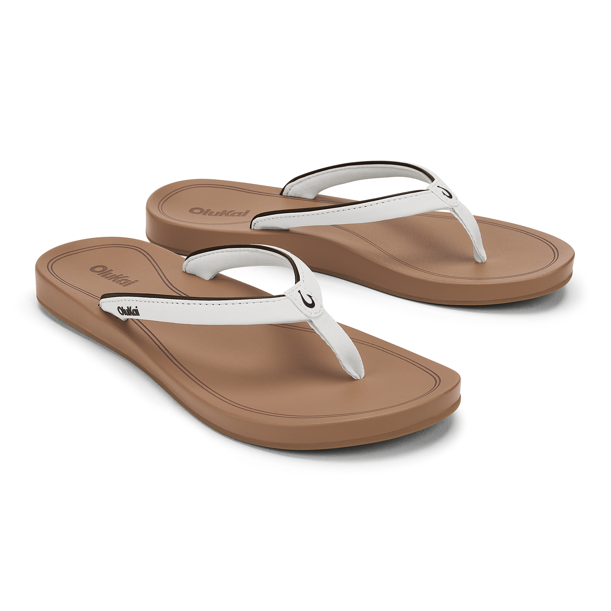 OluKai ‘Uiki - White Sand / Almond
