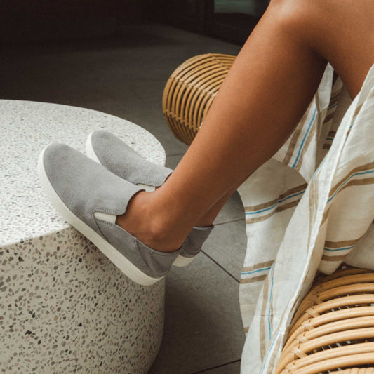 OluKai Pehuea Luxe - Ash