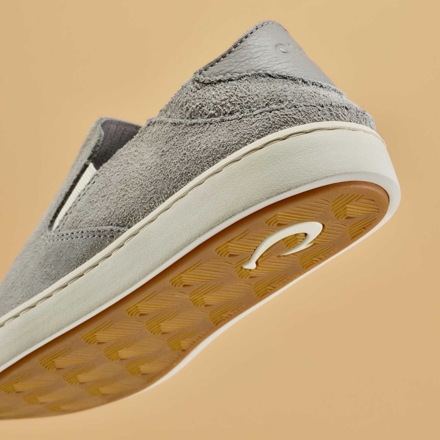 OluKai Pehuea Luxe - Ash