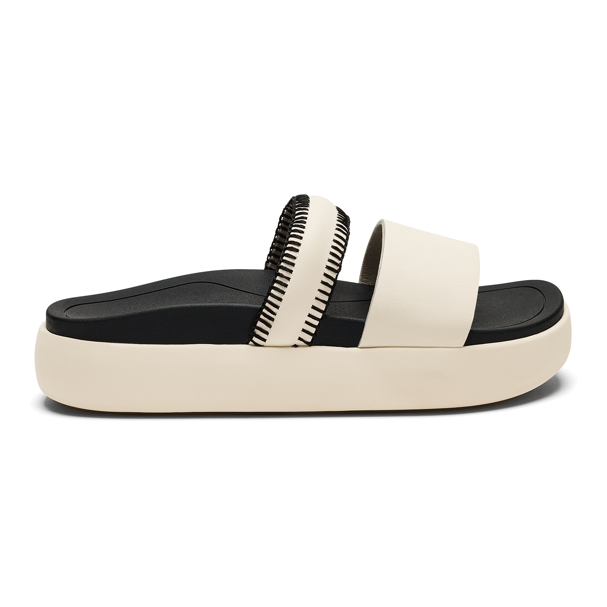 OluKai Pae - White Sand / Lava Rock