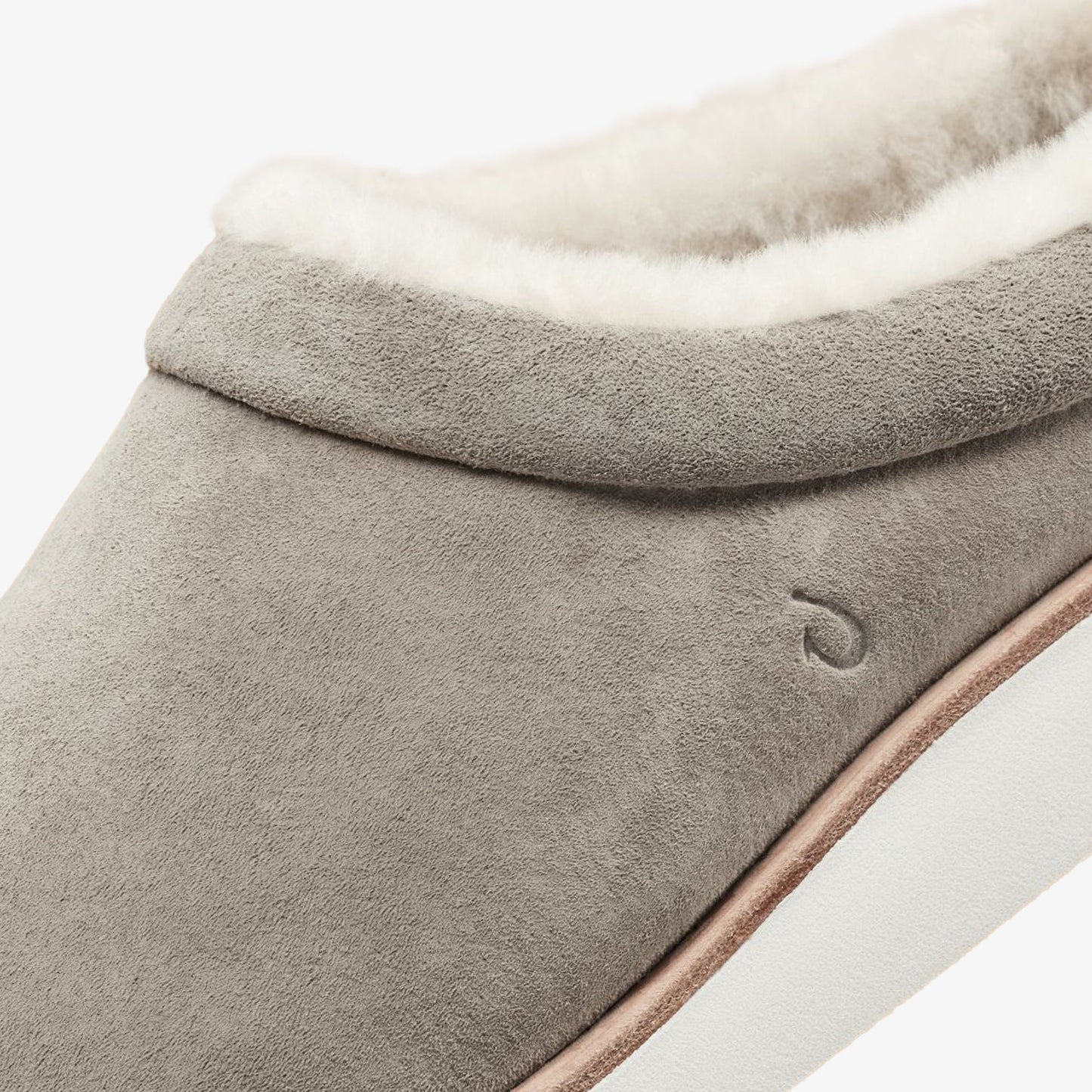 OluKai Mani - Taupe Grey / Golden Sand
