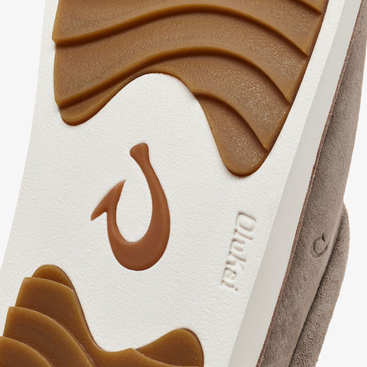 OluKai Mani - Taupe Grey / Golden Sand
