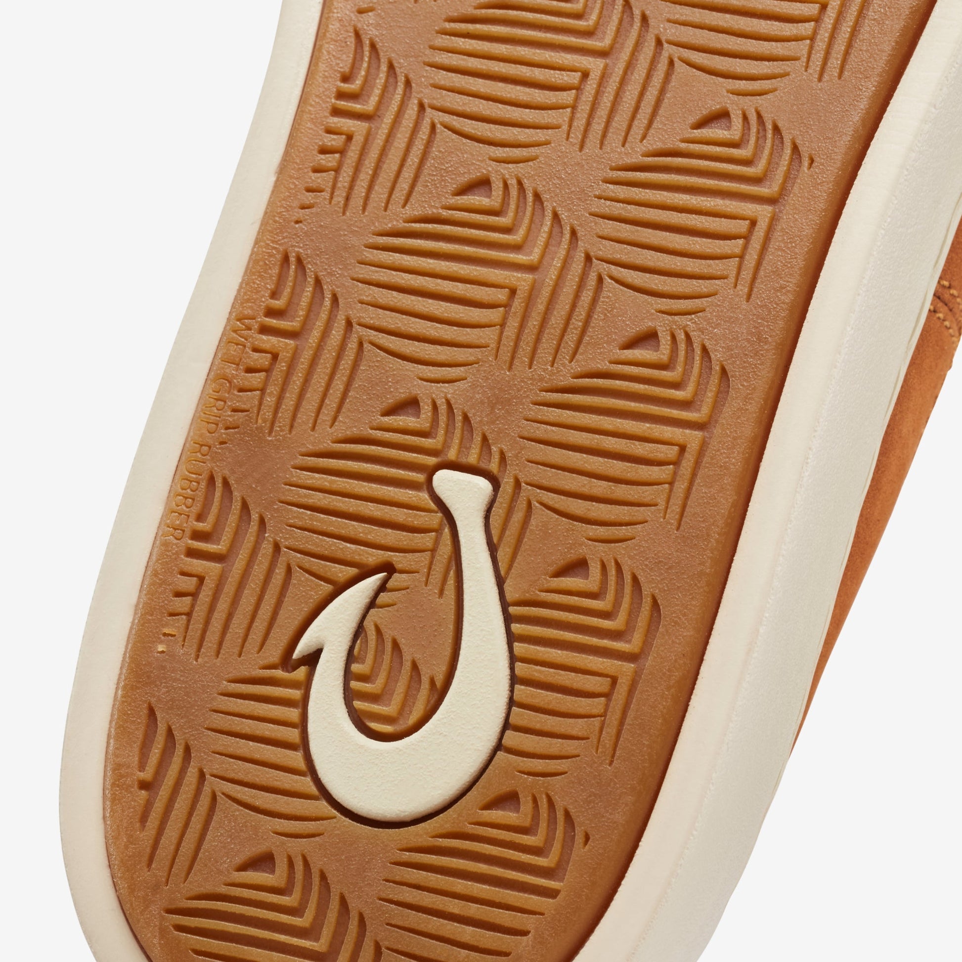 OluKai Pehuea Mid-Fox / Fox