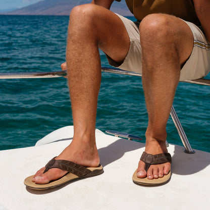 OluKai Tuahine Palm-Dk Java / Golden Sand