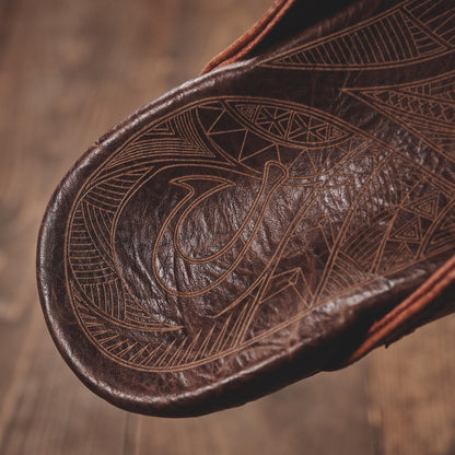 OluKai Hiapo - Rum / Dark Wood