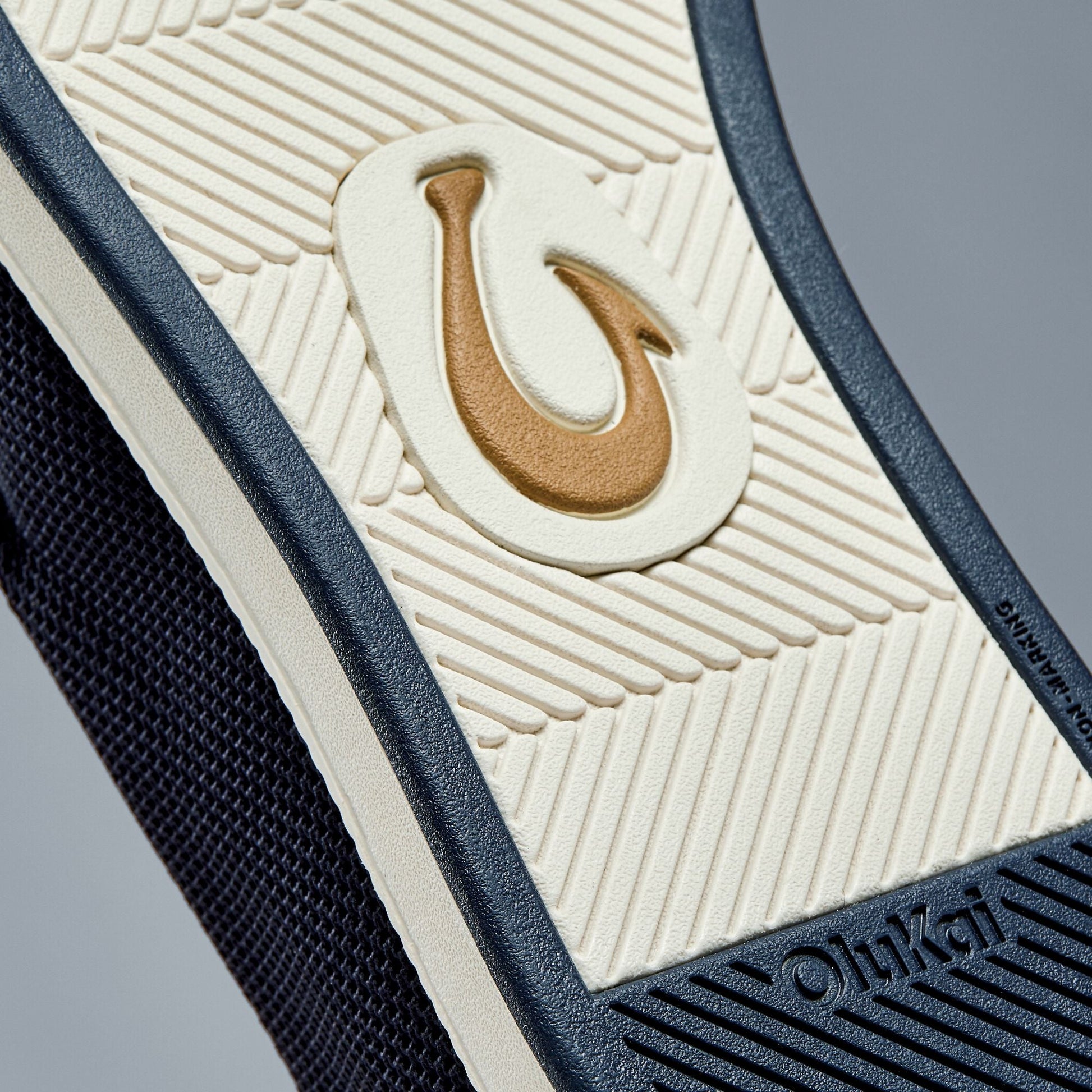 OluKai Kākaha Mesh - Navy