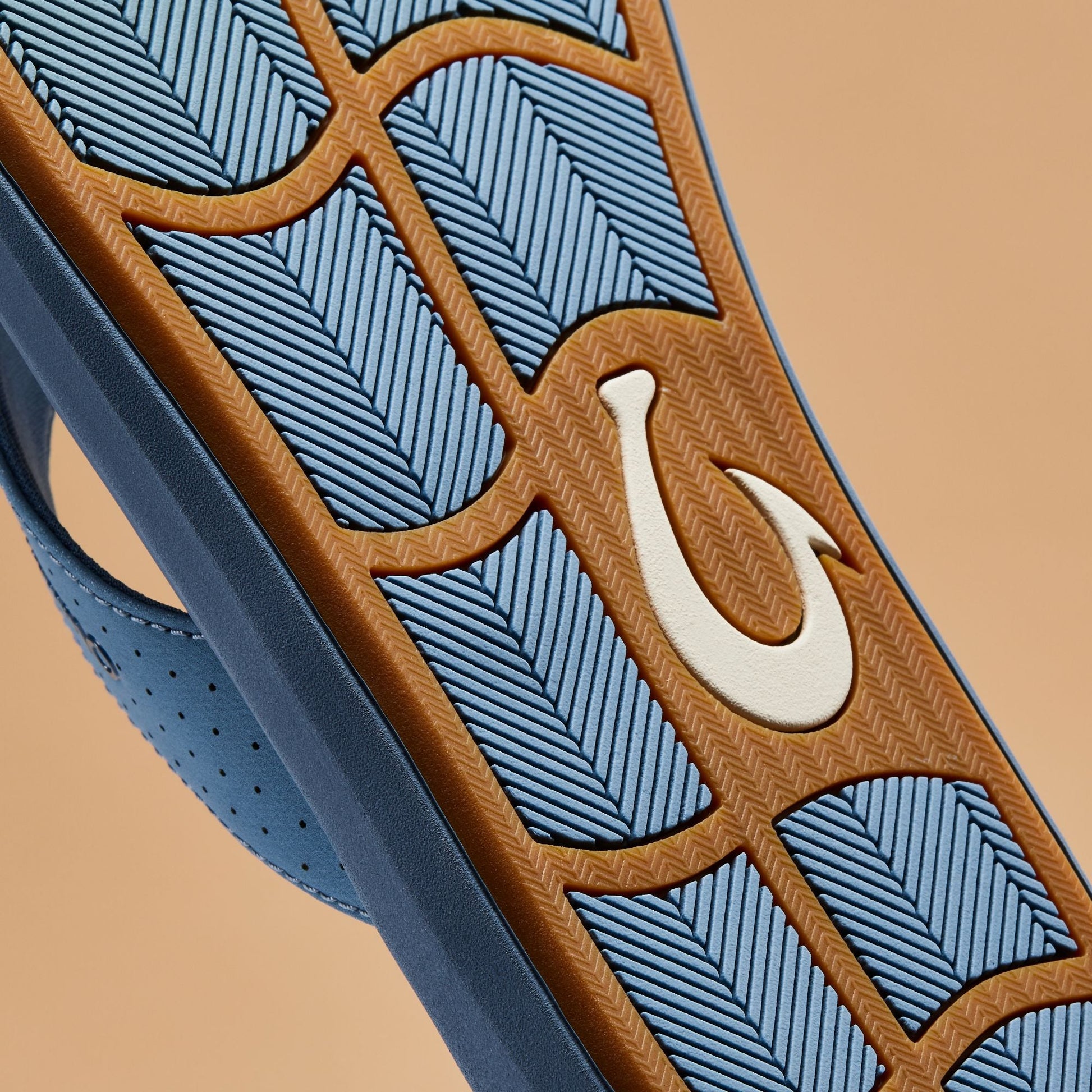 OluKai Ki‘i - Blissful Blue / Blue Fog