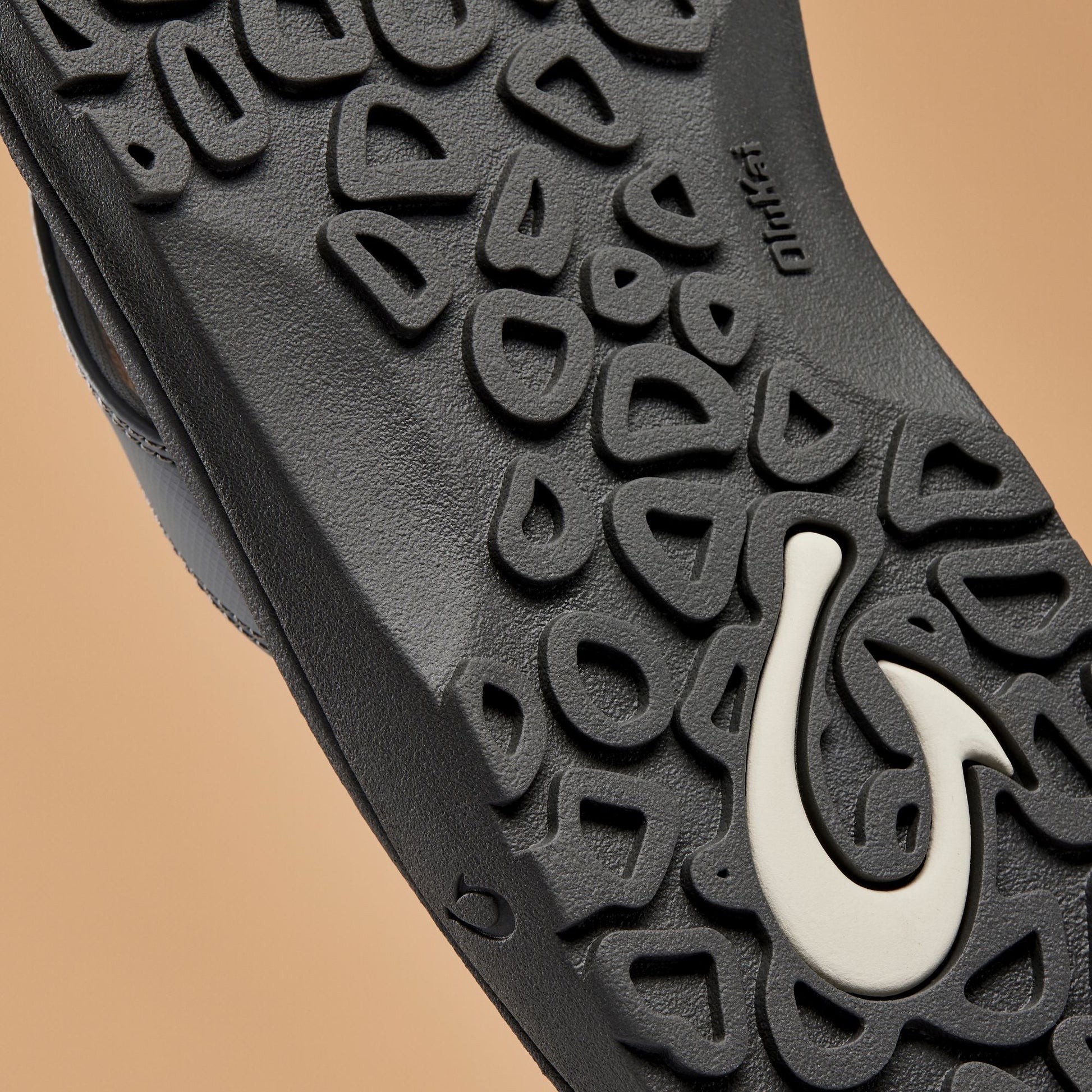 OluKai ‘Ohana-Ash / Rock