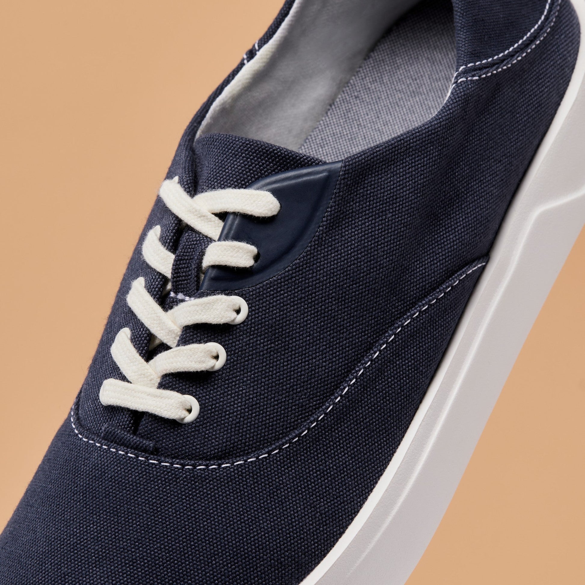 OluKai Tradewind - Mood Indigo
